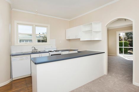 Photo of property in 17 De Lautour Road, Kaiti, Gisborne, 4010