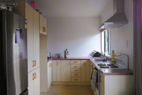 Photo of property in 77 Roberts Line, Kelvin Grove, Palmerston North, 4414