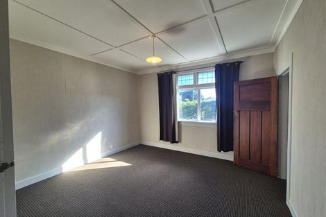Photo of property in 180 Tasman Street, Opunake, 4616