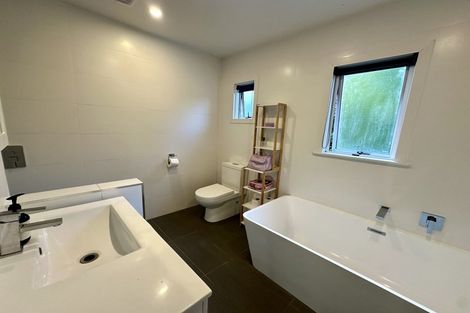 Photo of property in 66 Rimu Street, New Lynn, Auckland, 0600
