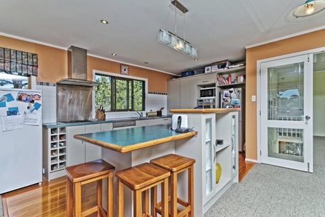 Photo of property in 30 Portobello Place, Torbay, Auckland, 0630