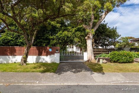 Photo of property in 34 Wainui Road, Waiwhetu, Lower Hutt, 5010