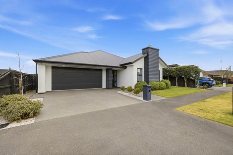 Photo of property in 28 Karere Avenue, Marshland, Christchurch, 8083
