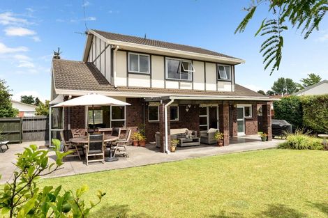 Photo of property in 43 Chedworth Avenue, Chedworth, Hamilton, 3210