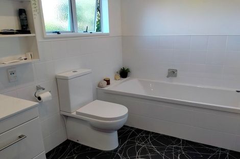 Photo of property in 16a Kotuku Place, Matua, Tauranga, 3110