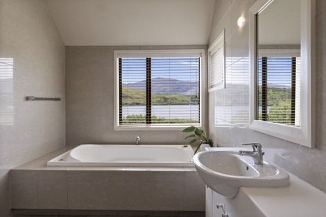 Photo of property in 9 Arrowtown-lake Hayes Road, Arrowtown, Queenstown, 9371