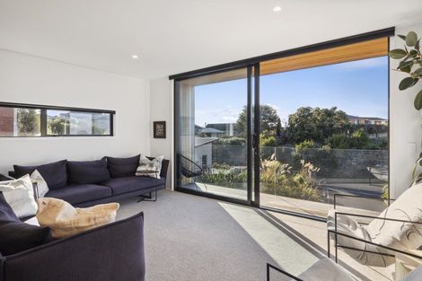 Photo of property in 1/2 Clayton Street, Saint Clair, Dunedin, 9012