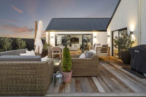 Photo of property in 12 Dalness Crescent, Halswell, Christchurch, 8025