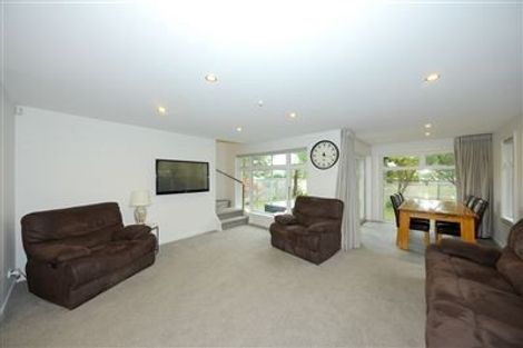 Photo of property in 216 Weston Road, St Albans, Christchurch, 8052
