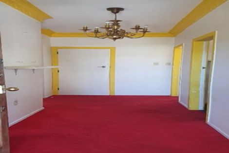 Photo of property in 385 West Coast Road, Glen Eden, Auckland, 0602