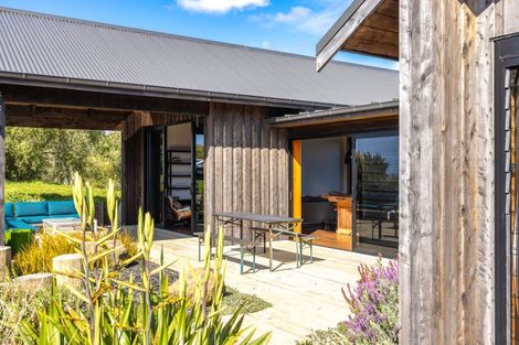 Photo of property in 7 Brown Road, Onetangi, Waiheke Island, 1081