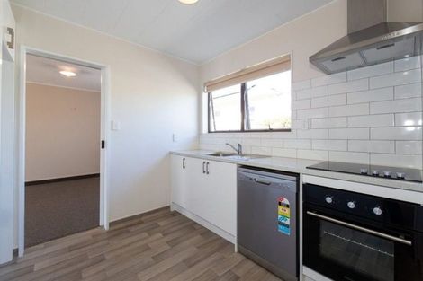 Photo of property in 2/408 Mclean Street, Saint Leonards, Hastings, 4120
