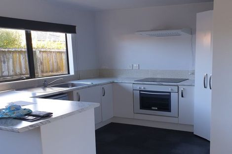 Photo of property in 12 O'sullivan Place, Waiuku, 2123