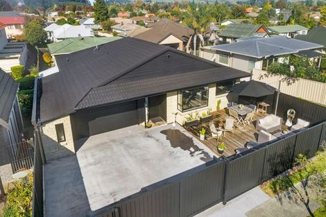 Photo of property in 6 Robertson Street, Glenholme, Rotorua, 3010