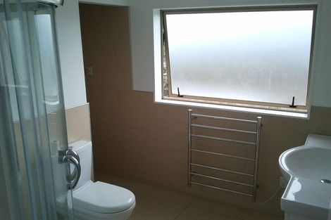 Photo of property in 75c Pleasant Road, Glen Eden, Auckland, 0602