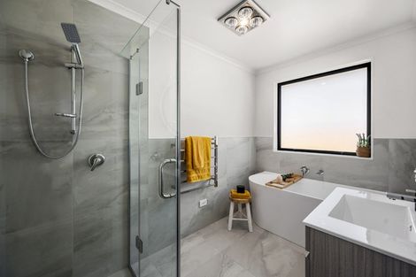 Photo of property in 13 Lloyd Crescent, Pukehangi, Rotorua, 3015