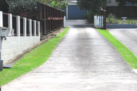 Photo of property in 38 Felgrove Street, Glendene, Auckland, 0602