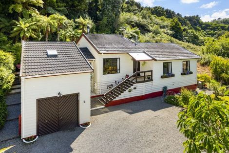 Photo of property in 128 Rahui Road, Otaki, 5512