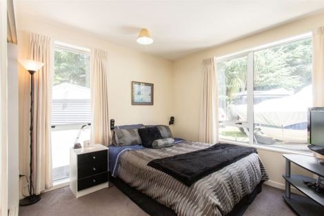 Photo of property in 113 Gardiners Road, Harewood, Christchurch, 8051