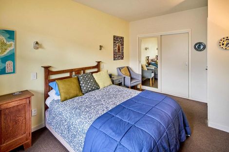 Photo of property in 12 Fallowfield Avenue, Mount Victoria, Wellington, 6011