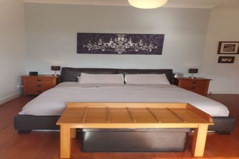 Photo of property in 2 Bayview Road, Paremata, Porirua, 5024