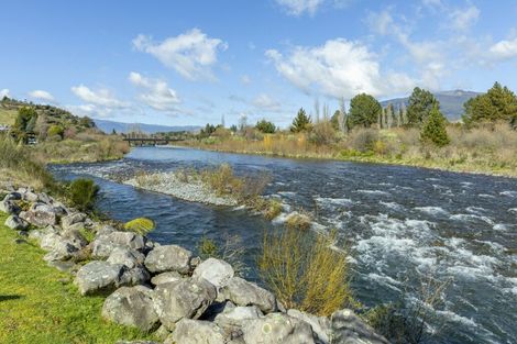 Photo of property in 39 Te Herekiekie Street, Turangi, 3334