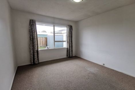 Photo of property in 2/479 Wairakei Road, Burnside, Christchurch, 8053