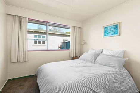 Photo of property in 2/208 Wolseley Street, Mayfair, Hastings, 4122