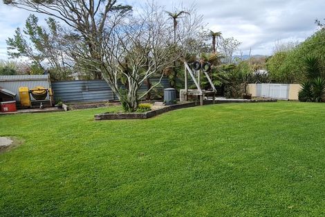 Photo of property in 80 Wakefield Street, Westport, 7825