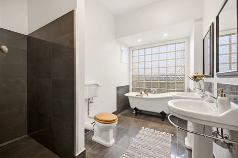 Photo of property in 8 Idris Road, Fendalton, Christchurch, 8052