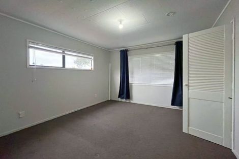 Photo of property in 3 Rukumoana Place, Clendon Park, Auckland, 2103