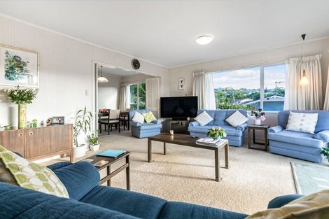 Photo of property in 50 Mayfair Crescent, Mairangi Bay, Auckland, 0630