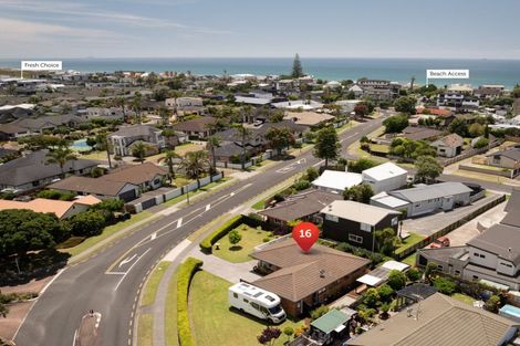 Photo of property in 16 Pacific View Road, Papamoa Beach, Papamoa, 3118
