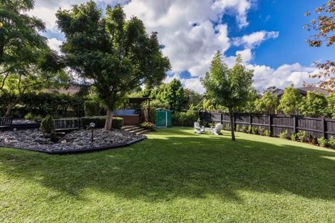 Photo of property in 54 Redlands Grove, Swanson, Auckland, 0612