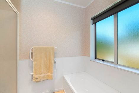 Photo of property in 72 Tawavale Street, Pukehangi, Rotorua, 3015