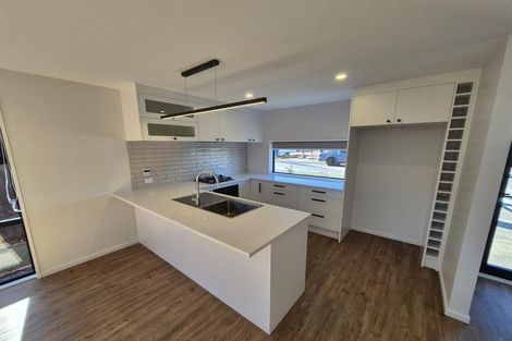 Photo of property in 40 Harry Manship Crescent, Halswell, Christchurch, 8025