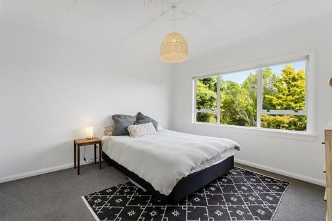 Photo of property in 41 Queens Road, Glen Avon, New Plymouth, 4312