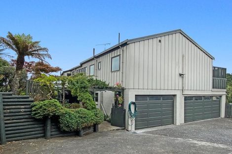 Photo of property in 29 Hebe Place, Birkenhead, Auckland, 0626