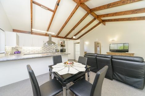 Photo of property in 395 College Street, Hokowhitu, Palmerston North, 4410