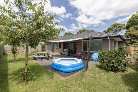 Photo of property in 58 Kayelene Place, Omokoroa, 3114
