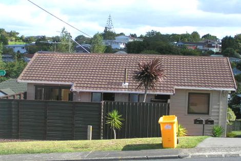 Photo of property in 2/13 Havelock Avenue, Forrest Hill, Auckland, 0620