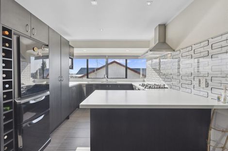 Photo of property in 54 Kauri Road, Pukekohe, 2120