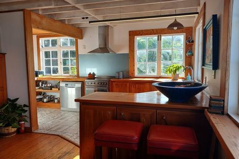 Photo of property in 102 Beach Road, Onerahi, Whangarei, 0110