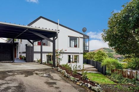 Photo of property in 18c Caesars Place, Churton Park, Wellington, 6037