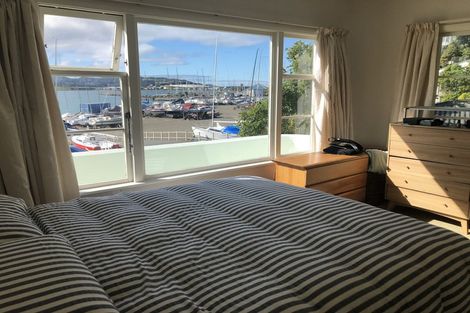 Photo of property in 1/442 Evans Bay Parade, Hataitai, Wellington, 6021