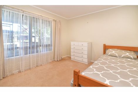 Photo of property in 81 Vipond Road, Stanmore Bay, Whangaparaoa, 0932