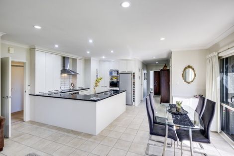 Photo of property in 5 Waimea Way, Poraiti, Napier, 4112