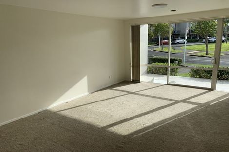 Photo of property in 2/1 Opito Way, East Tamaki, Auckland, 2013