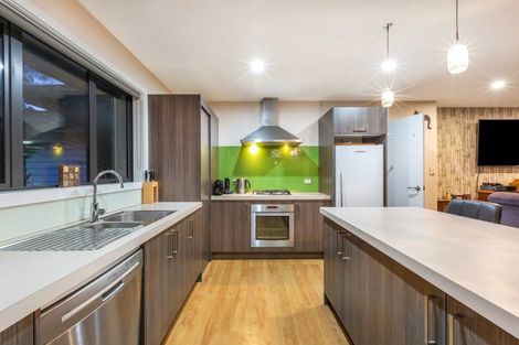 Photo of property in 6 Tasman Close, Aotea, Porirua, 5024