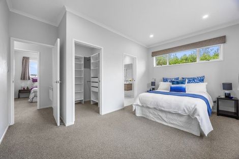 Photo of property in 5 Malbec Place, Huapai, Kumeu, 0810
